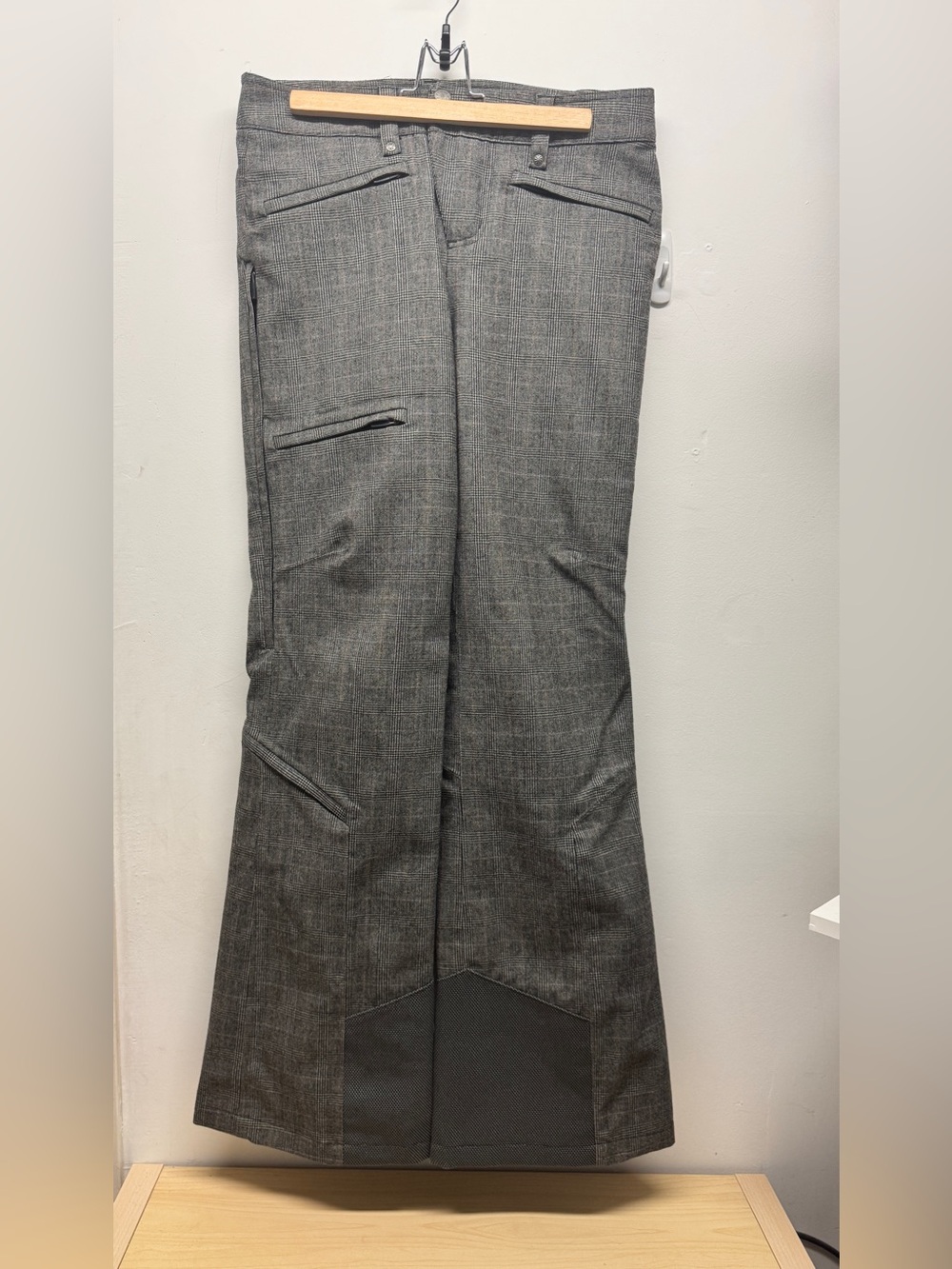 Athleta 6 Tall Snow Pants
